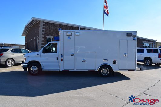 Type III Super Warrior – Ford E450 Ambulance