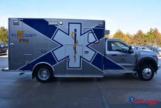 Type I Super Warrior – Ford F550 Ambulance