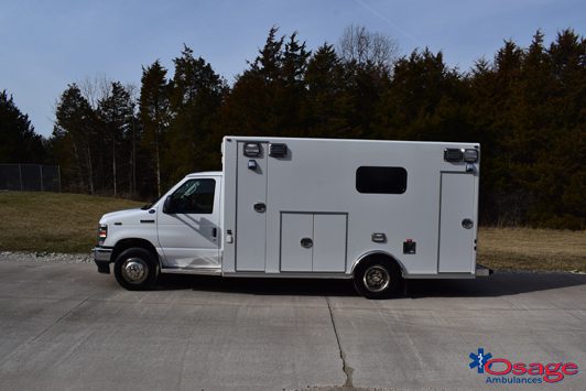 Type III – Ford E450 Ambulance Remount