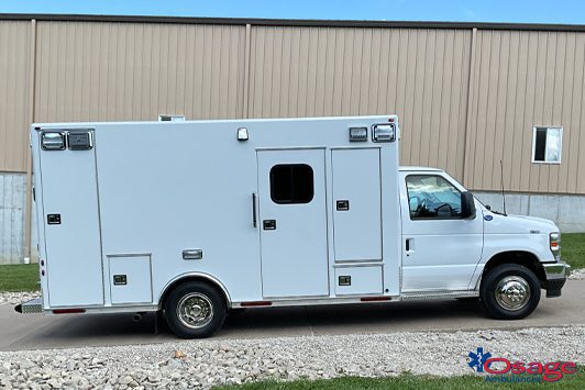 Type III – Ford E450 Ambulance Remount