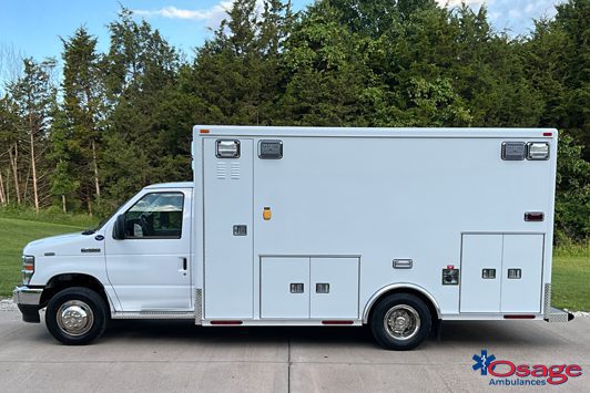Type III – Ford E450 Ambulance Remount