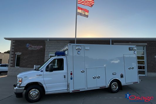 Type III Super Warrior – Ford E450 Ambulance