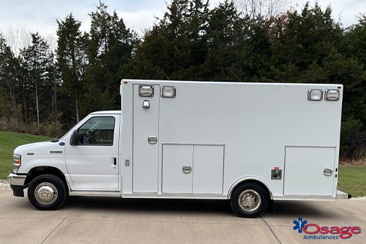 Type III – Ford E450 Remount Ambulance