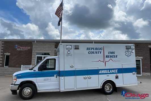 Type III Super Warrior – Ford E450 Ambulance
