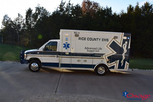 Type III – Ford E450 Remount Ambulance