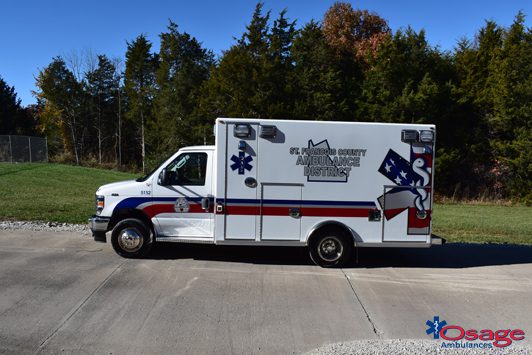 Type III – Ford E350 Remount Ambulance
