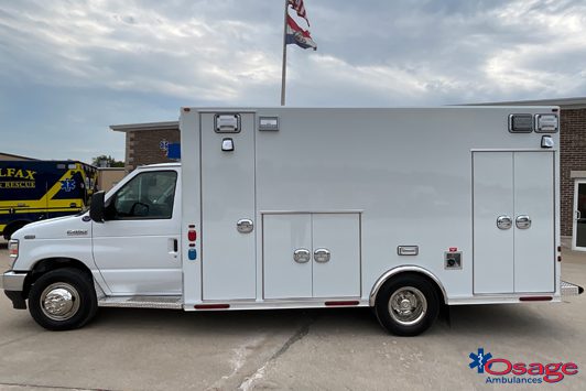 Type III Super Warrior – Ford E450 Ambulance