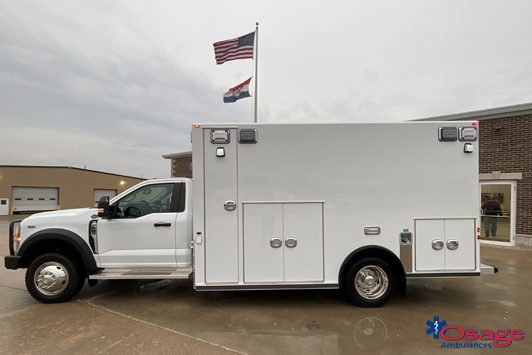 Type I Super Warrior – Ford F550 Ambulance