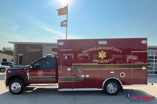 Type I Super Warrior – Ford F550 Ambulance